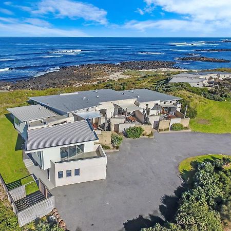 Hearns Beachside Villa 2 Порт-Фейри Экстерьер фото