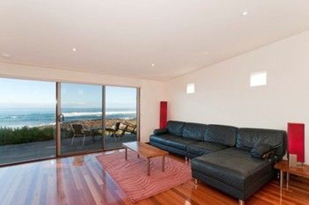 Hearns Beachside Villa 2 Порт-Фейри Экстерьер фото