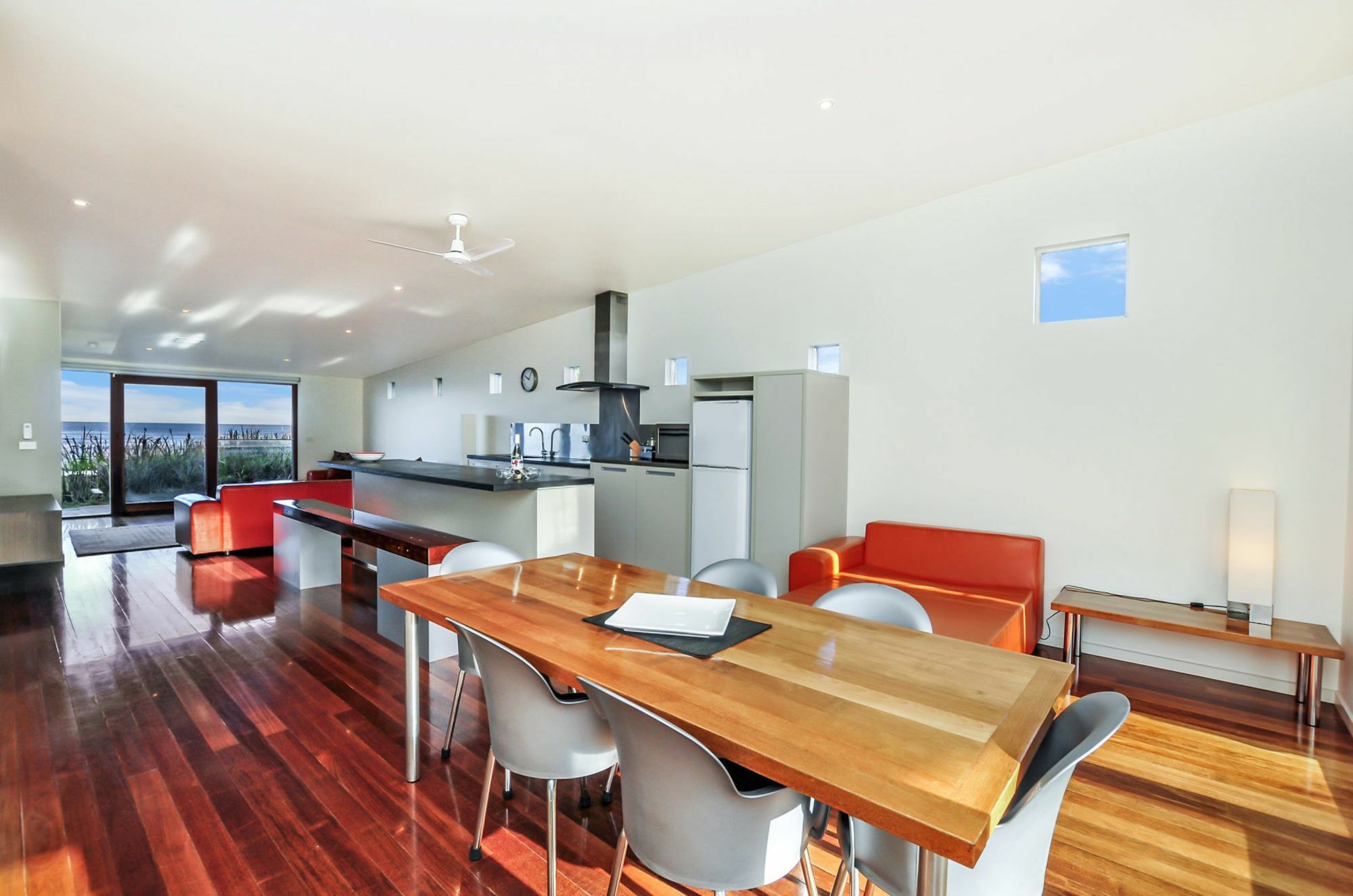 Hearns Beachside Villa 2 Порт-Фейри Экстерьер фото