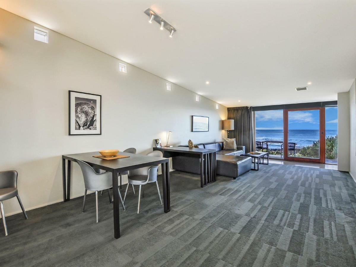 Hearns Beachside Villa 2 Порт-Фейри Экстерьер фото