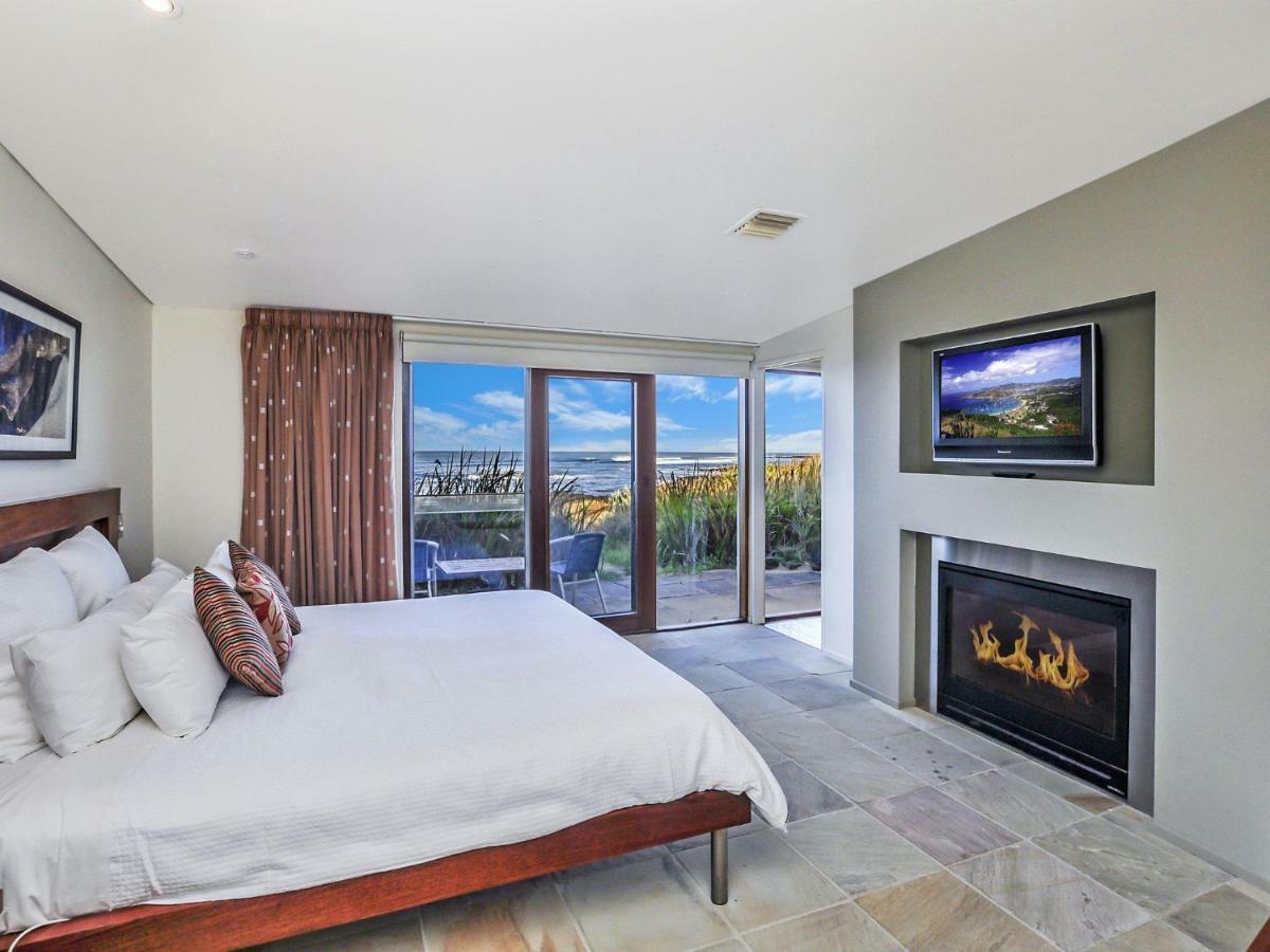 Hearns Beachside Villa 2 Порт-Фейри Экстерьер фото